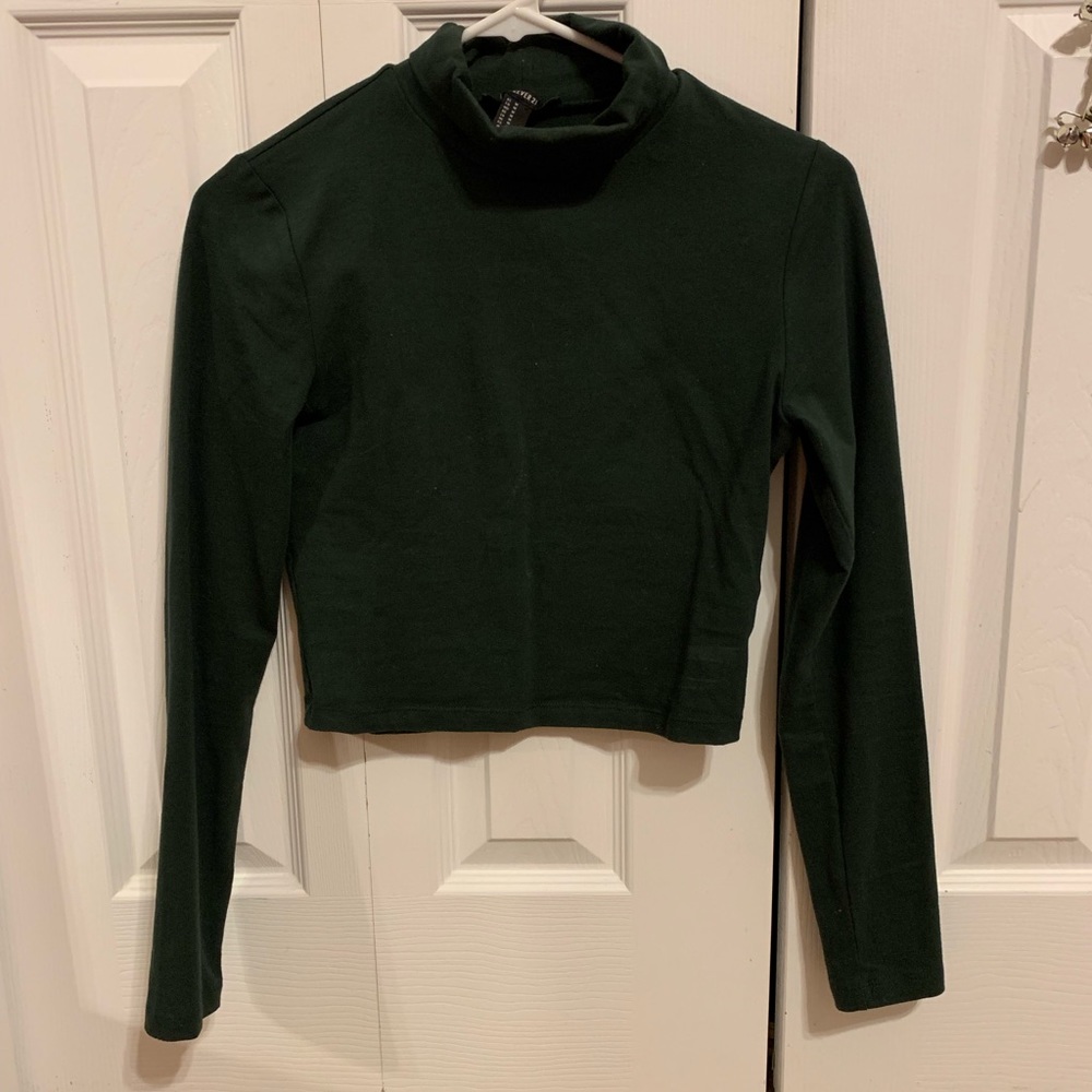 Crop turtle neck